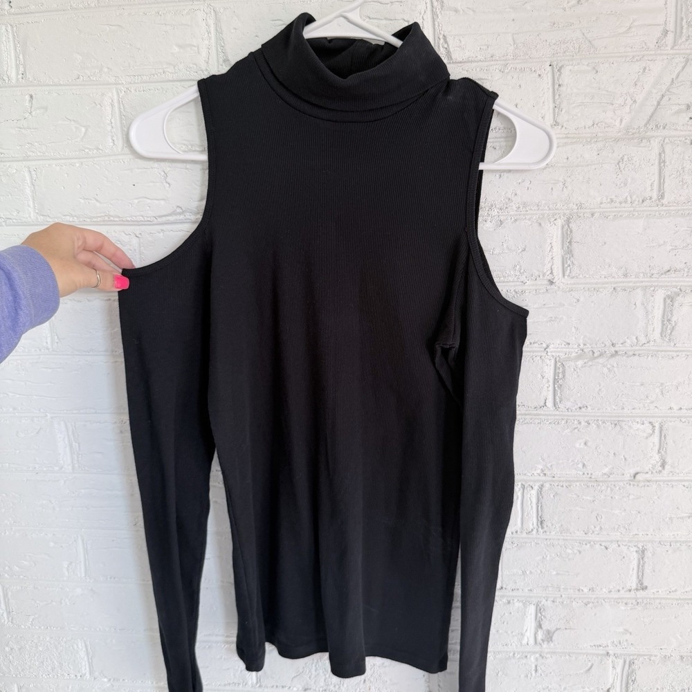 Hollister Cold Shoulder Long Sleeve Sweater Black Turtleneck Size Large Y2K